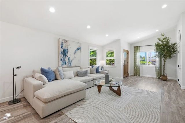 1530 21 St Street, Manhattan Beach, CA 90266