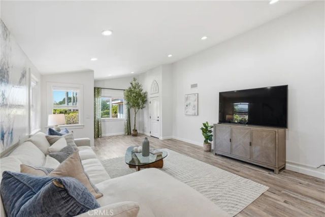 1530 21 St Street, Manhattan Beach, CA 90266