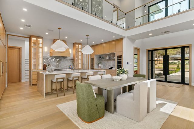 8222 San Leandro Drive, Dallas, TX 75218