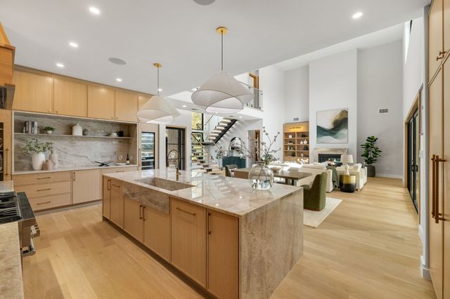 8222 San Leandro Drive, Dallas, TX 75218