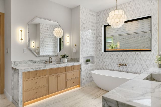 8222 San Leandro Drive, Dallas, TX 75218