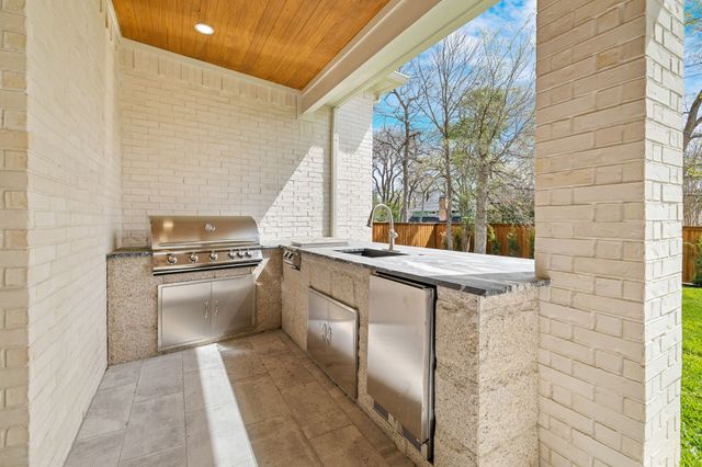 8222 San Leandro Drive, Dallas, TX 75218