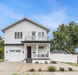 805 W Loomis Street, Ludington, MI 49431