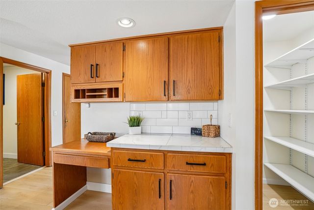 11309 NW 8th Court, Vancouver, WA 98685