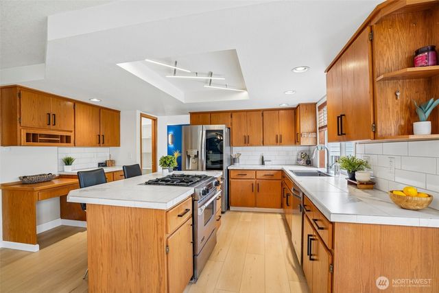 11309 NW 8th Court, Vancouver, WA 98685