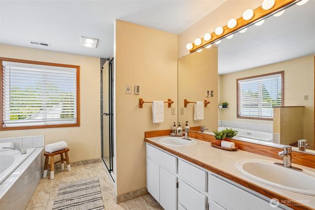 11309 NW 8th Court, Vancouver, WA 98685