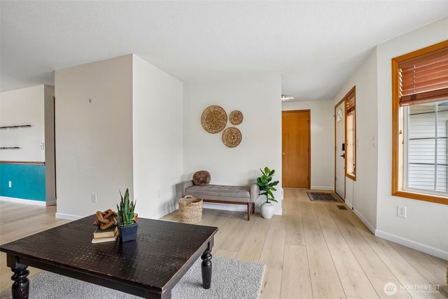 11309 NW 8th Court, Vancouver, WA 98685