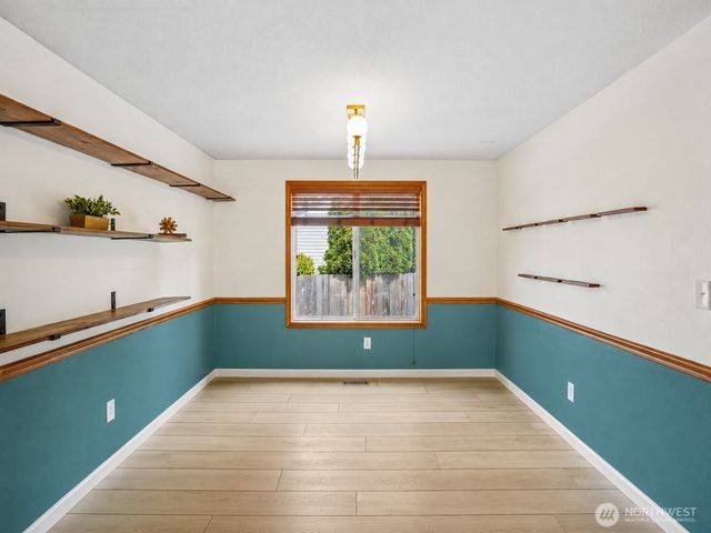 11309 NW 8th Court, Vancouver, WA 98685