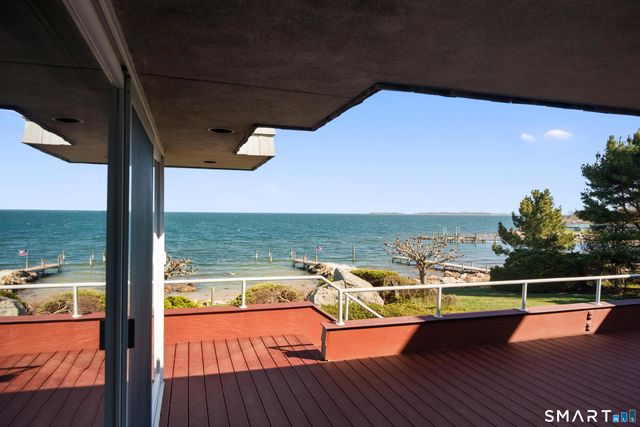 39 Chippechaug Trail, Stonington, CT 06355