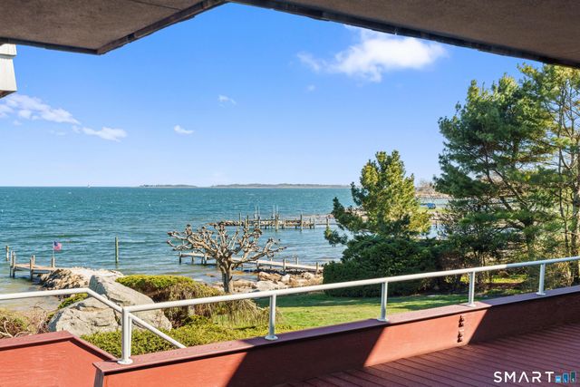 39 Chippechaug Trail, Stonington, CT 06355