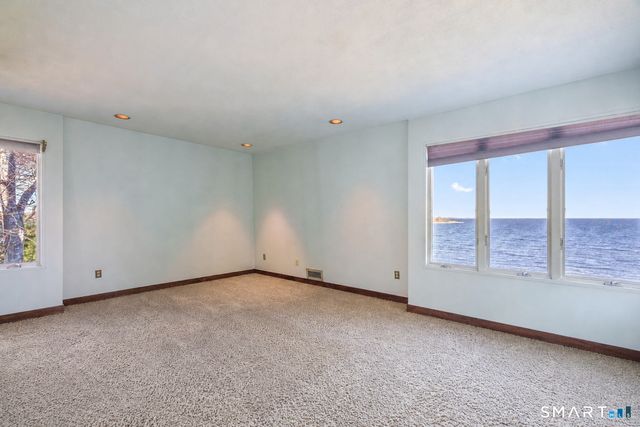39 Chippechaug Trail, Stonington, CT 06355