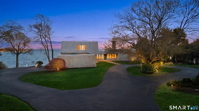 39 Chippechaug Trail, Stonington, CT 06355
