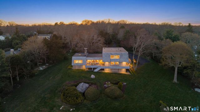 39 Chippechaug Trail, Stonington, CT 06355
