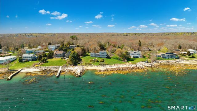 39 Chippechaug Trail, Stonington, CT 06355