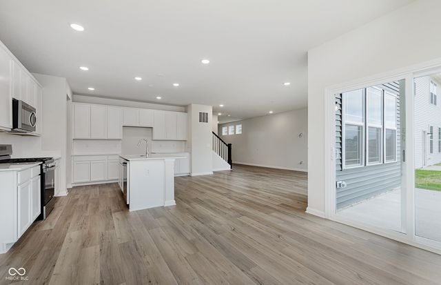 6652 Seattle Slew Drive, Whitestown, IN 46075