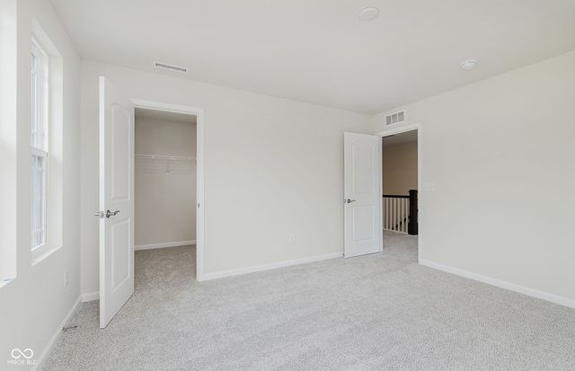 6652 Seattle Slew Drive, Whitestown, IN 46075