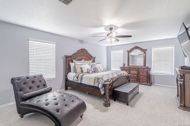 9142 Spruce, San Antonio, TX 78245
