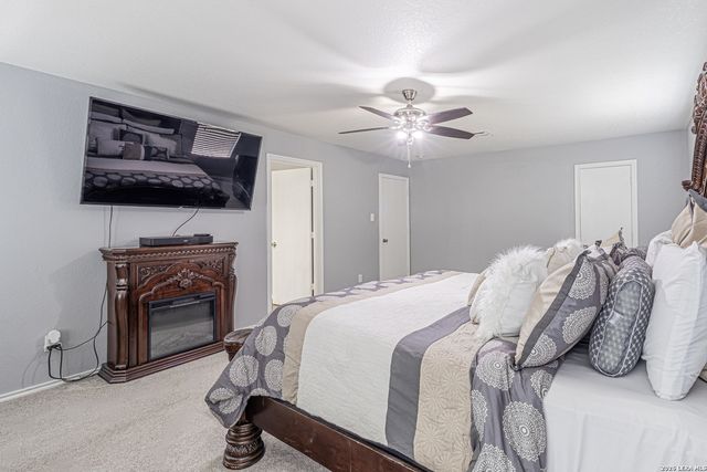 9142 Spruce, San Antonio, TX 78245