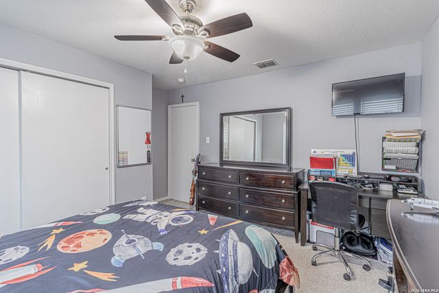 9142 Spruce, San Antonio, TX 78245