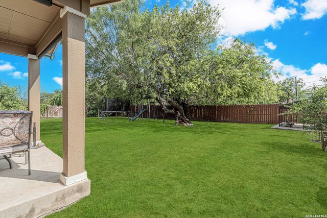 9142 Spruce, San Antonio, TX 78245