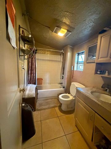 3908 E GENESEE STREET, Tampa, FL 33610