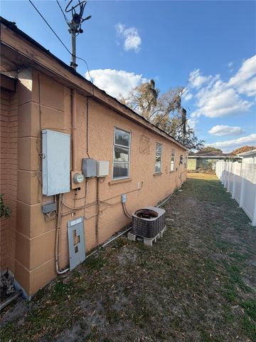 3908 E GENESEE STREET, Tampa, FL 33610