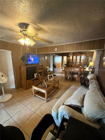 3908 E GENESEE STREET, Tampa, FL 33610