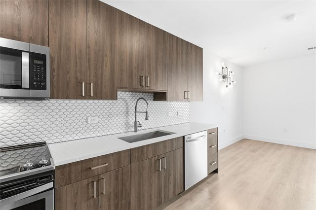 2213 Poquito ST 316, Austin, TX 78722