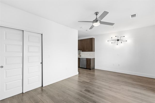 2213 Poquito ST 316, Austin, TX 78722