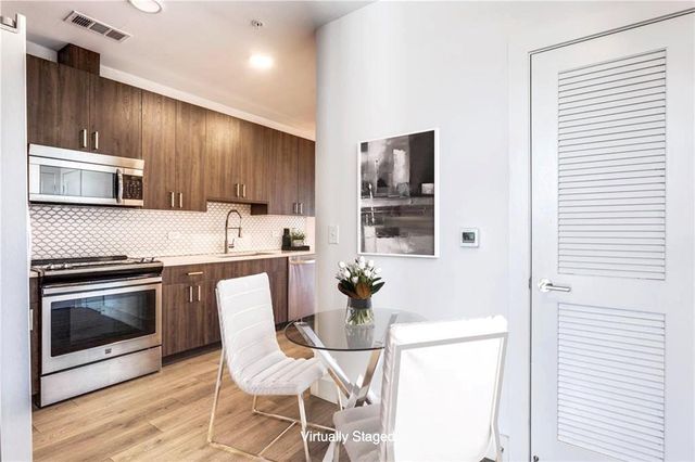 2213 Poquito ST 316, Austin, TX 78722