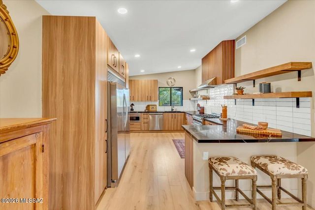 6200 N Vía Ranchero, Tucson, AZ 85704