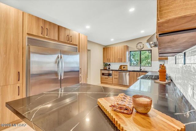 6200 N Vía Ranchero, Tucson, AZ 85704