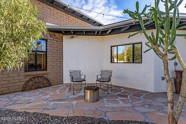 6200 N Vía Ranchero, Tucson, AZ 85704