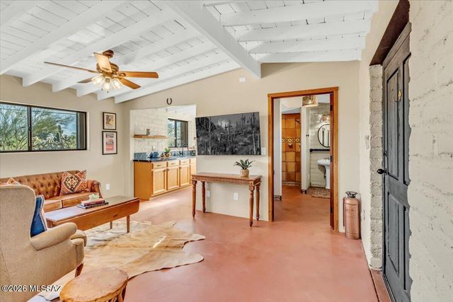 6200 N Vía Ranchero, Tucson, AZ 85704