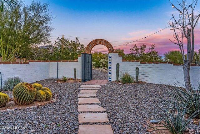 6200 N Vía Ranchero, Tucson, AZ 85704