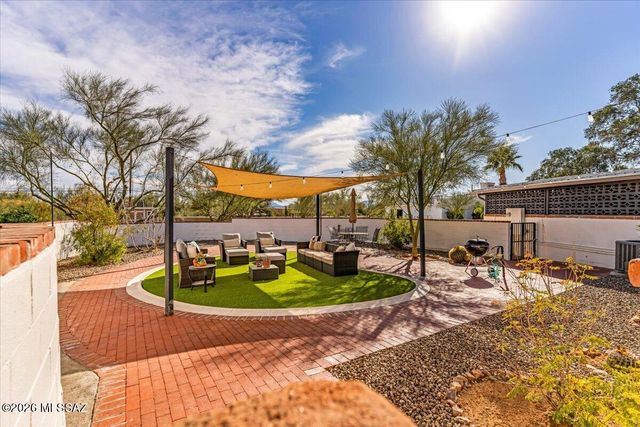 6200 N Vía Ranchero, Tucson, AZ 85704