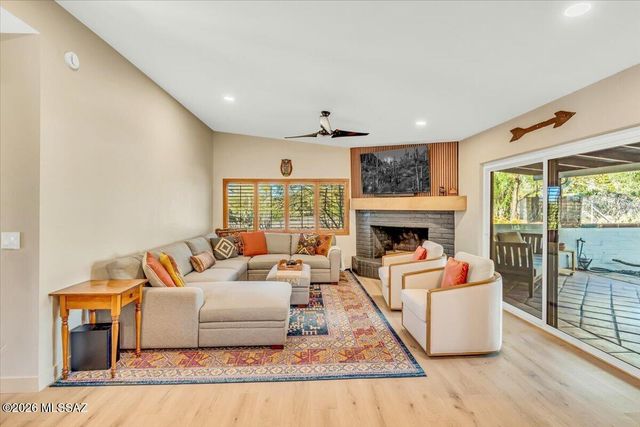 6200 N Vía Ranchero, Tucson, AZ 85704