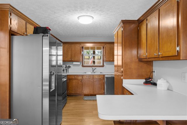 6124 Clyde Connor Road, Murrayville, GA 30564