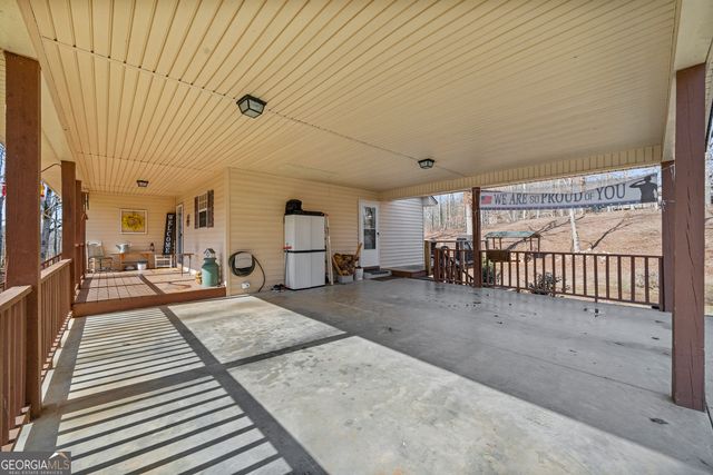 6124 Clyde Connor Road, Murrayville, GA 30564