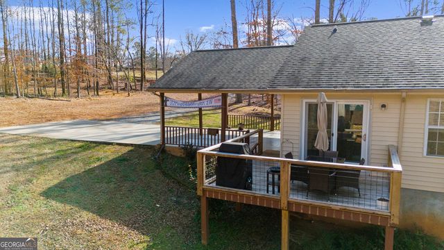 6124 Clyde Connor Road, Murrayville, GA 30564