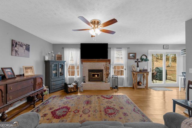 6124 Clyde Connor Road, Murrayville, GA 30564