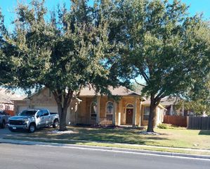 2121 Settlers Park LOOP, Round Rock, TX 78665