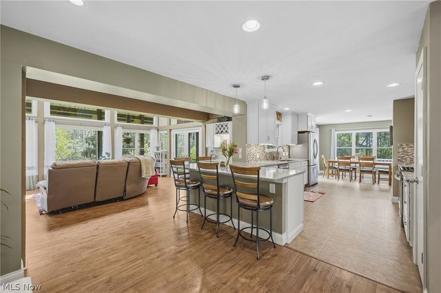 34740 Sherwood Drive, Solon, OH 44139