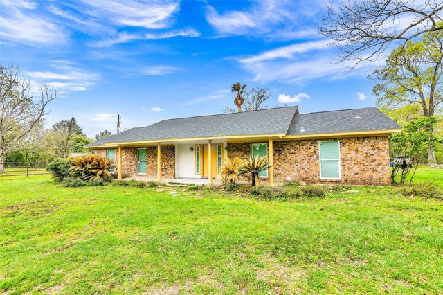 481 County Road 2084, Liberty, TX 77575
