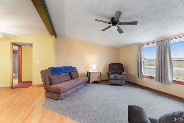 2355 County Route 176, Volney, NY 13069