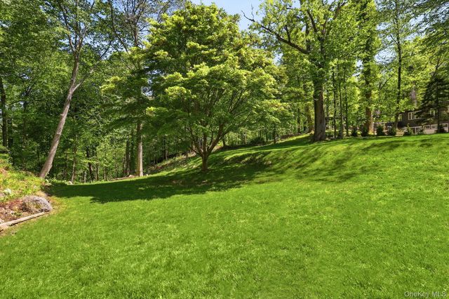 51 Eastern Drive, Ardsley, NY 10502