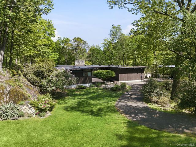 51 Eastern Drive, Ardsley, NY 10502