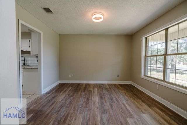 418 Flowers Drive, Hinesville, GA 31313