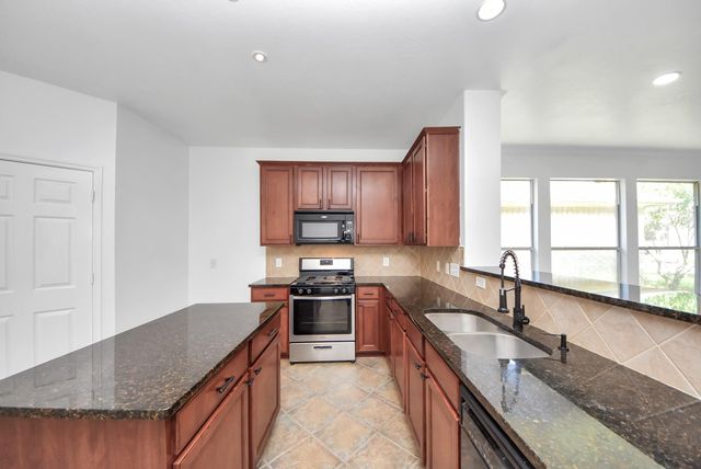 7330 Jacobs Well Drive, Richmond, TX 77407