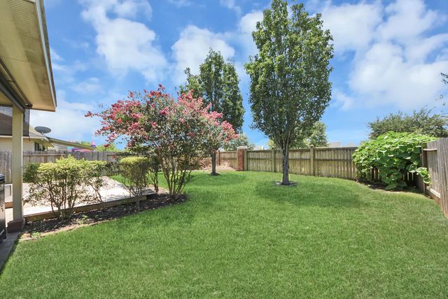 7330 Jacobs Well Drive, Richmond, TX 77407